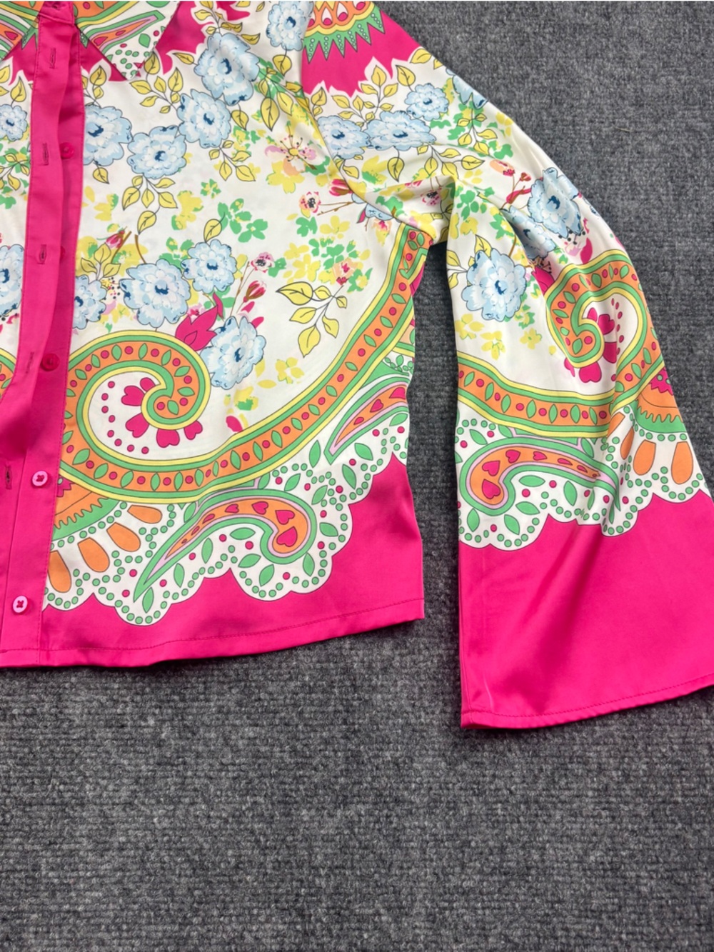 MAISON D’ AMELIE Women’s Crop Blouse Pink Paisley Button Up Top size: Small - Picture 3 of 7